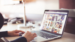 少兒網癮調查:五成獨自上網籲小心照片外流