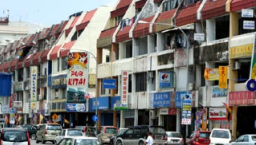 馬國單日感染破萬 宗派團體向貧困戶送暖