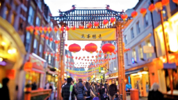 英國華人牧者成立「茶館」 冀港移民融入社群