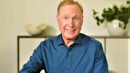 童書作家路卡杜 心臟動脈現腫瘤:完全信任天父