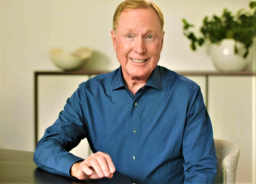 童書作家路卡杜 心臟動脈現腫瘤：完全信任天父