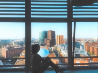 調查:美國10人有3人每天感覺孤獨