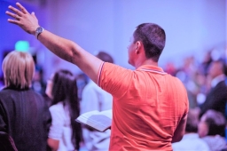 信仰與健康民調:愈參加崇拜 愈關注健康