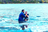 西點軍校學員冰河受浸見證基督