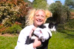 奇聞：英國人貓結婚竟然為了……