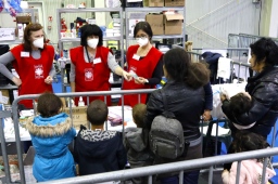 匈牙利明愛會 協助70萬烏克蘭難民赴國