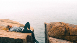 華福調查:逾6成青年躺平 生活疲累職場使命難行