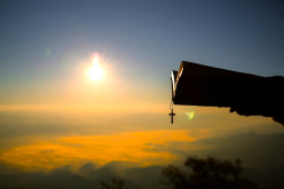 华福疫后宣教调查：华人教会强化社区关怀