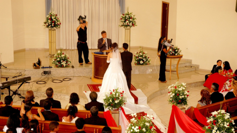 英教會領袖聯署 倡議基督教婚姻與性觀