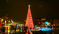 基隆聖誕樹點亮環保LED燈 打造基督興隆之城