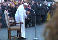 烏俄戰事：教宗祝禱突哭泣 國際聯盟急援烏兒童過冬