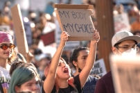 民調:美國Z世代關心女性墮胎權多於拯救嬰兒