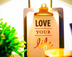 華理克牧師籲信徒重啟生命：餘生在未來不是過去