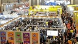 國際書展:印度教徒毀基督教書攤 信徒遊行抗議暴力