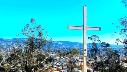 失落的宗教符號 奧爾巴尼山公園拆除巨型十字架