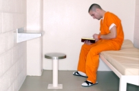 監獄實驗：閱讀聖經減低創傷後壓力