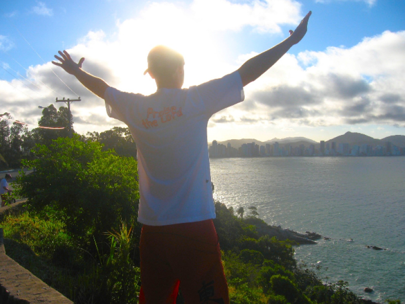 健康神學講座 許開明:與神緊密走出負面情緒