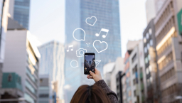 TikTok導人上癮？網紅逆向讀經跳舞振奮千萬觀眾