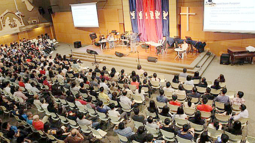 跨宗派護教會議:重塑敬拜定義 辯論三位一體觀