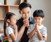 「父親節」吳振智:帶領子女認識神 維護家庭基金籲支援爸爸