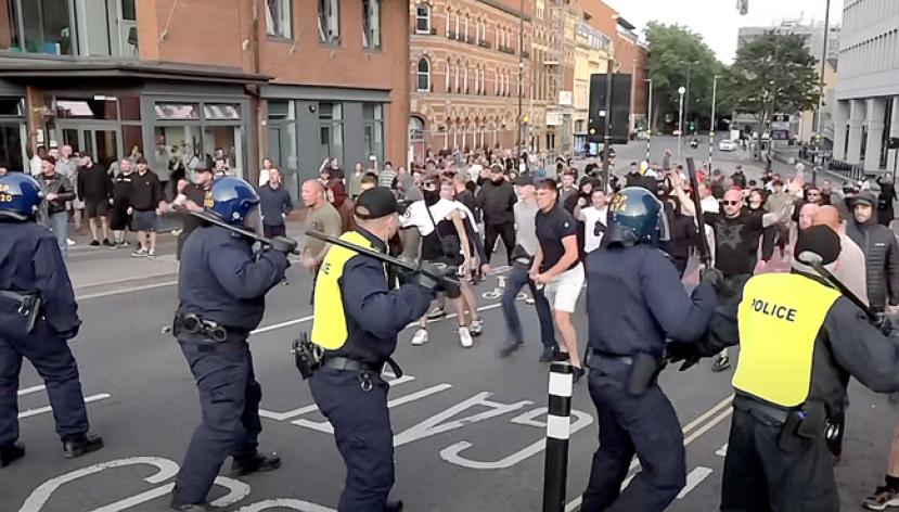 英國13年來最嚴重騷亂 香港前線差會為穆斯林祈禱