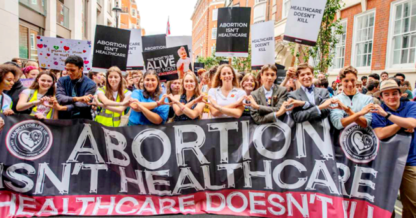 英國生命大遊行千人參加反對墮胎
