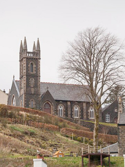 報告:蘇格蘭教會廢置百座建築物 促開放支持移民基督徒