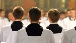 為何招不到神學生？學者鄧智文談神學教育的嚴峻處境