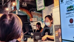 年擲千萬扶貧逆巿擴張「嗎哪」老闆方達賢經歷神蹟