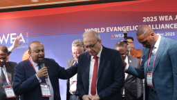 世界福音聯盟新秘書長曼蘇爾就職 與新團隊承諾推動全球福音化
