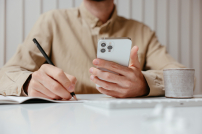 突破機構青少年閱讀調查：社交貼交視為創作以文字疏理心情