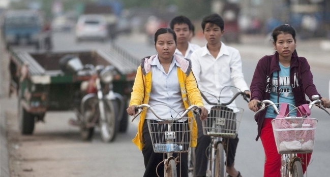 不再「很窮很髒」!柬埔寨「雙語兩族」宣教策略轉型